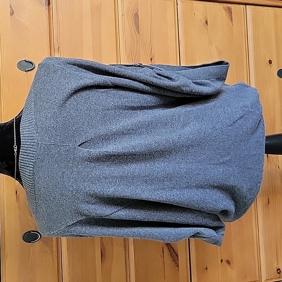 Chic top - Picture 3 of 6